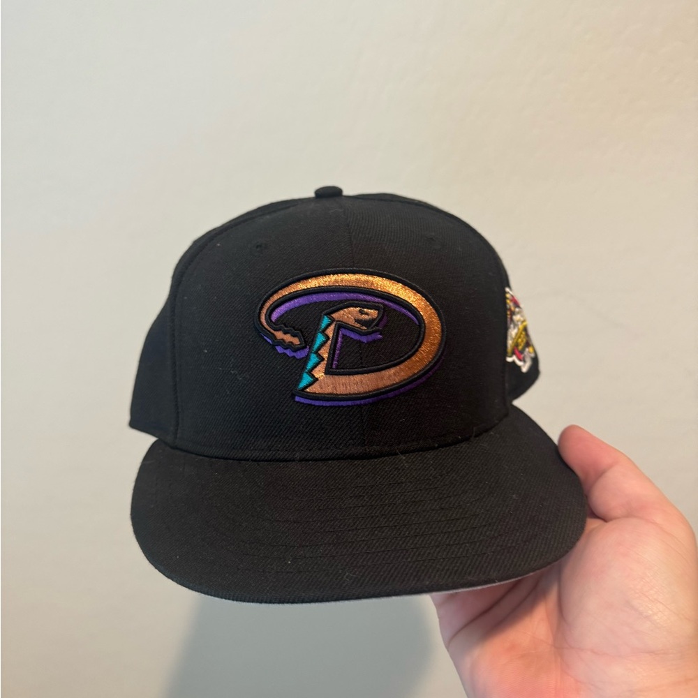 Black Dbacks Hat with 2001 World Series Patch